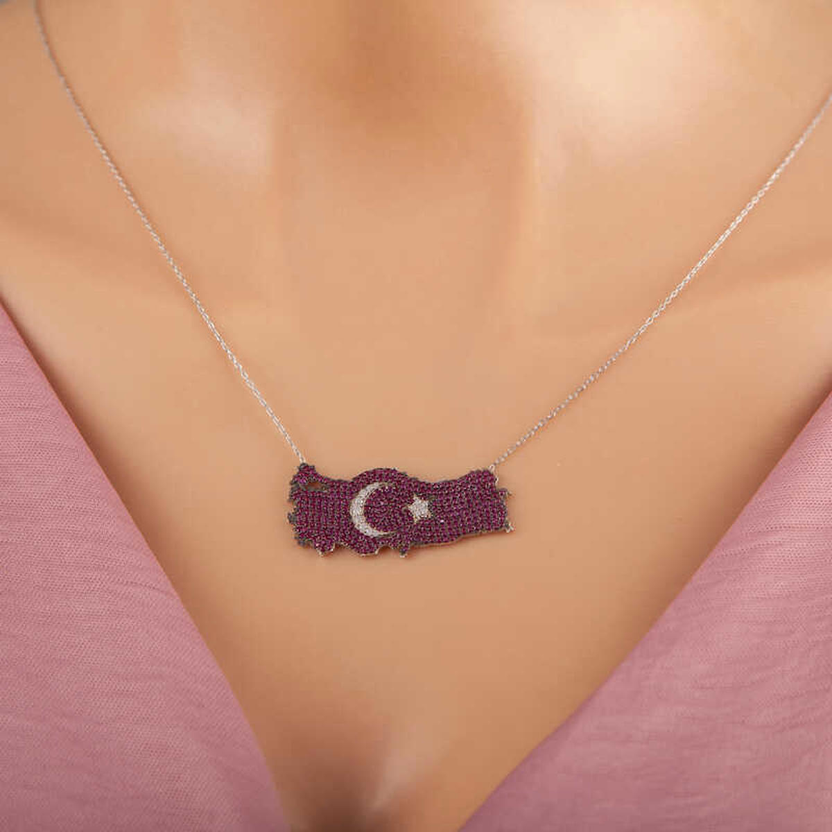 Gumush Kılıçlı Kırmızı Zirkon Taşlı Kararmayan Kılıç Forse Zincir Kadın Gümüş Kolye 45 cm