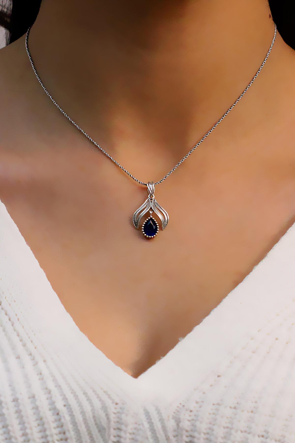 Midyat Nurtaş Gümüş Siyah Safir Taşlı 925 Ayar Halka Zincir Kadın Gümüş Kolye 45 cm
