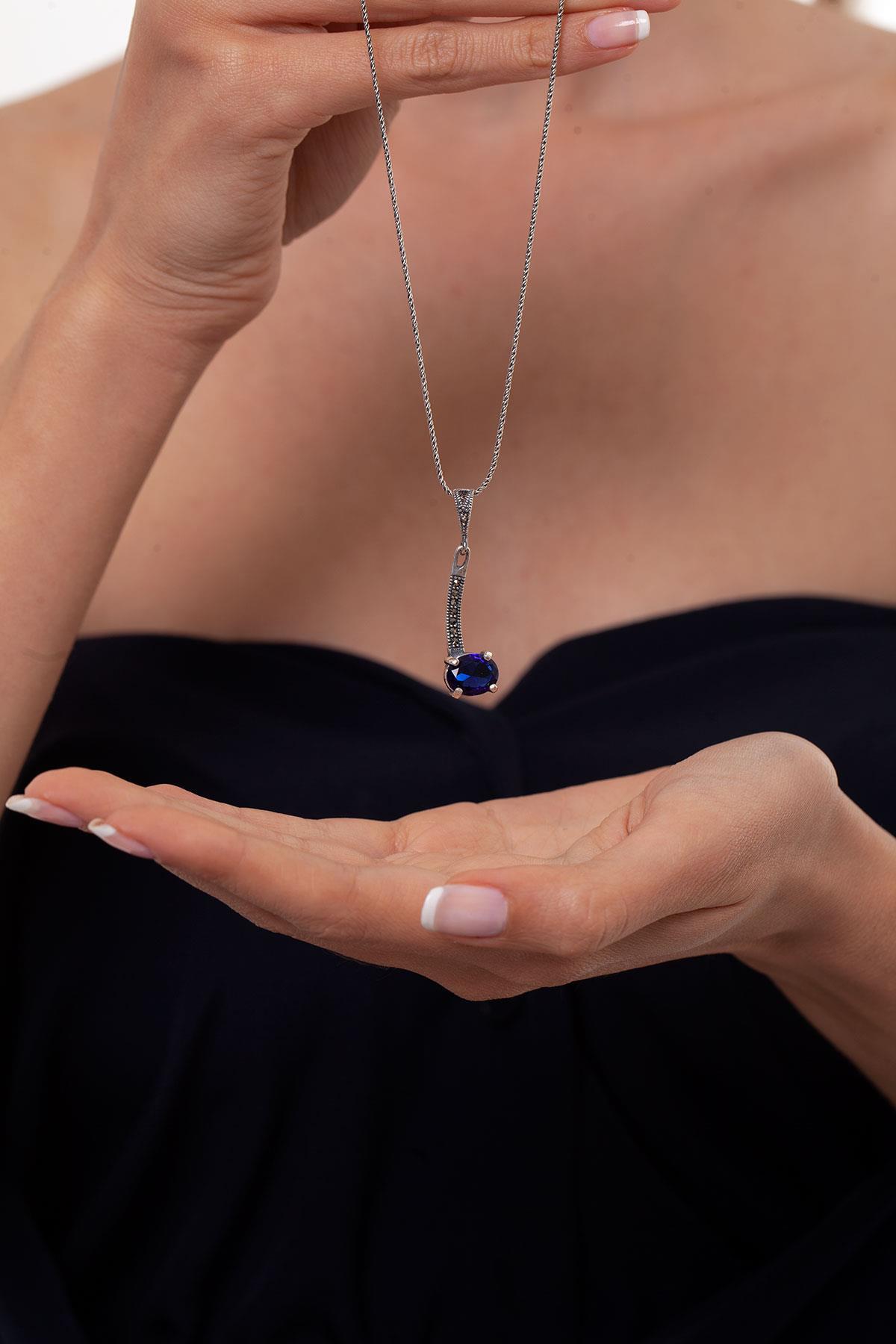 Ninova Silver Yonca Beyaz Lacivert Markazit Safir Taşlı Kararmayan Düz Zincir Kadın Gümüş Kolye 45 cm