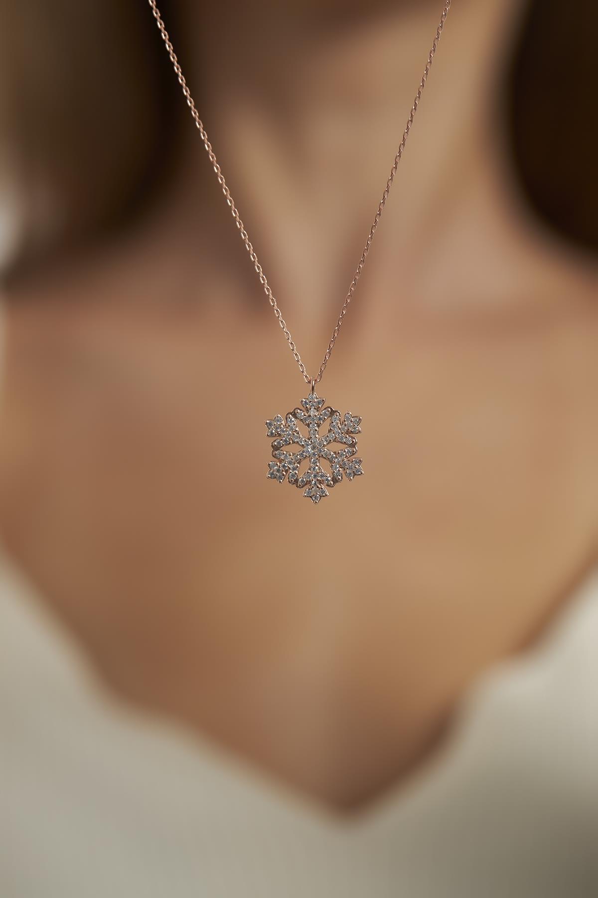 Ninova Silver Kuğu Beyaz Zirkon Taşlı Kararmayan Düz Zincir Kadın Gümüş Kolye 45 cm