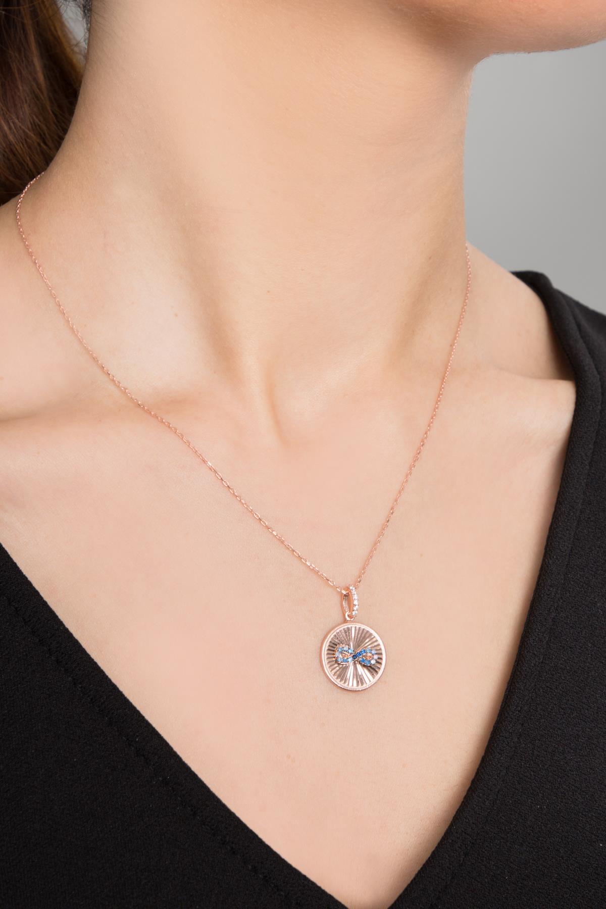 Elika Silver Melek Beyaz Mavi Zirkon Taşlı 925 Ayar Kararmayan Düz Zincir Kadın Gümüş Kolye 43 cm