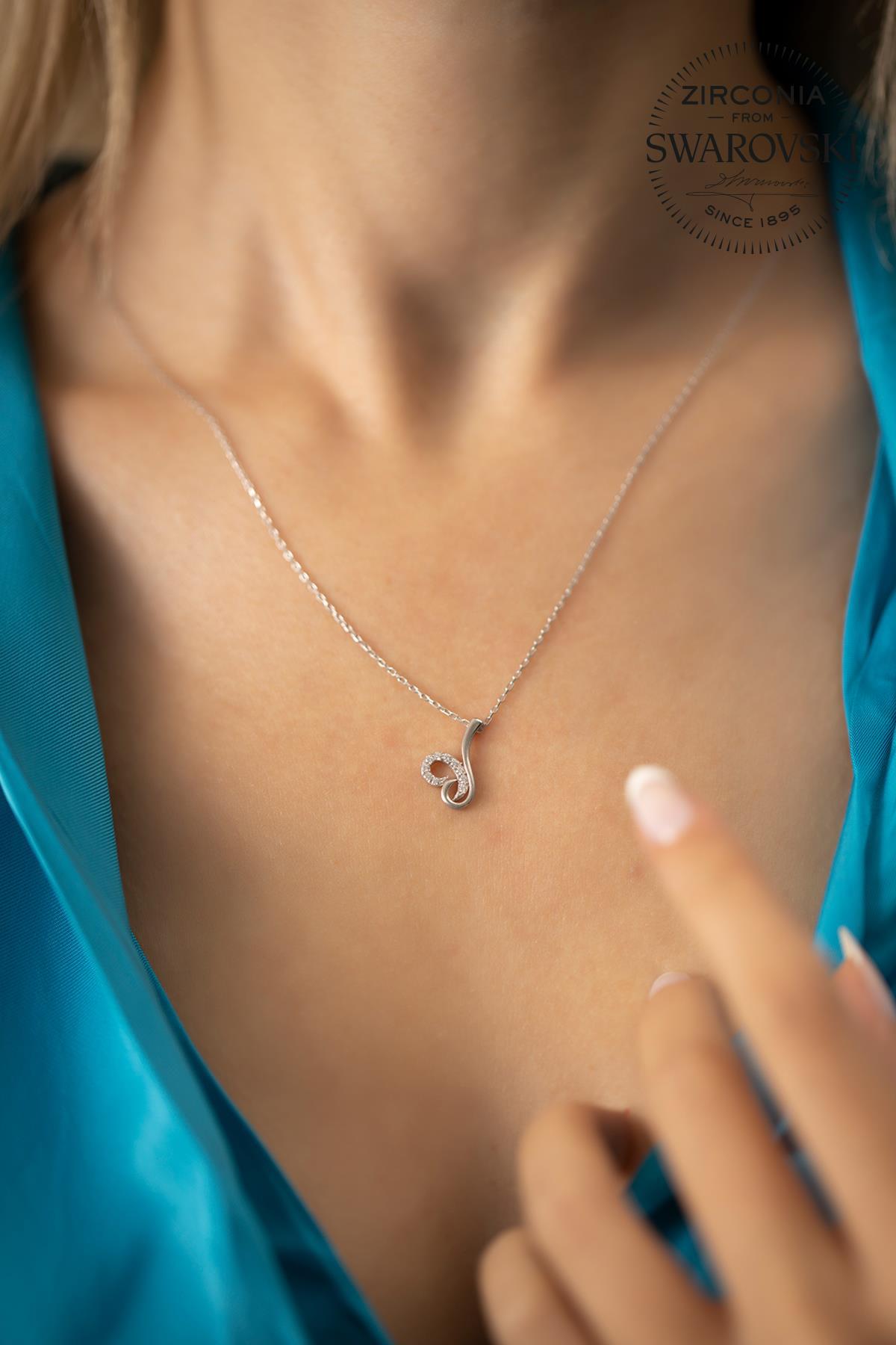 Swarovski Beyaz Zirkon Taşlı Kararmayan Yonca Düz Zincir Kadın Gümüş Kolye 45 cm