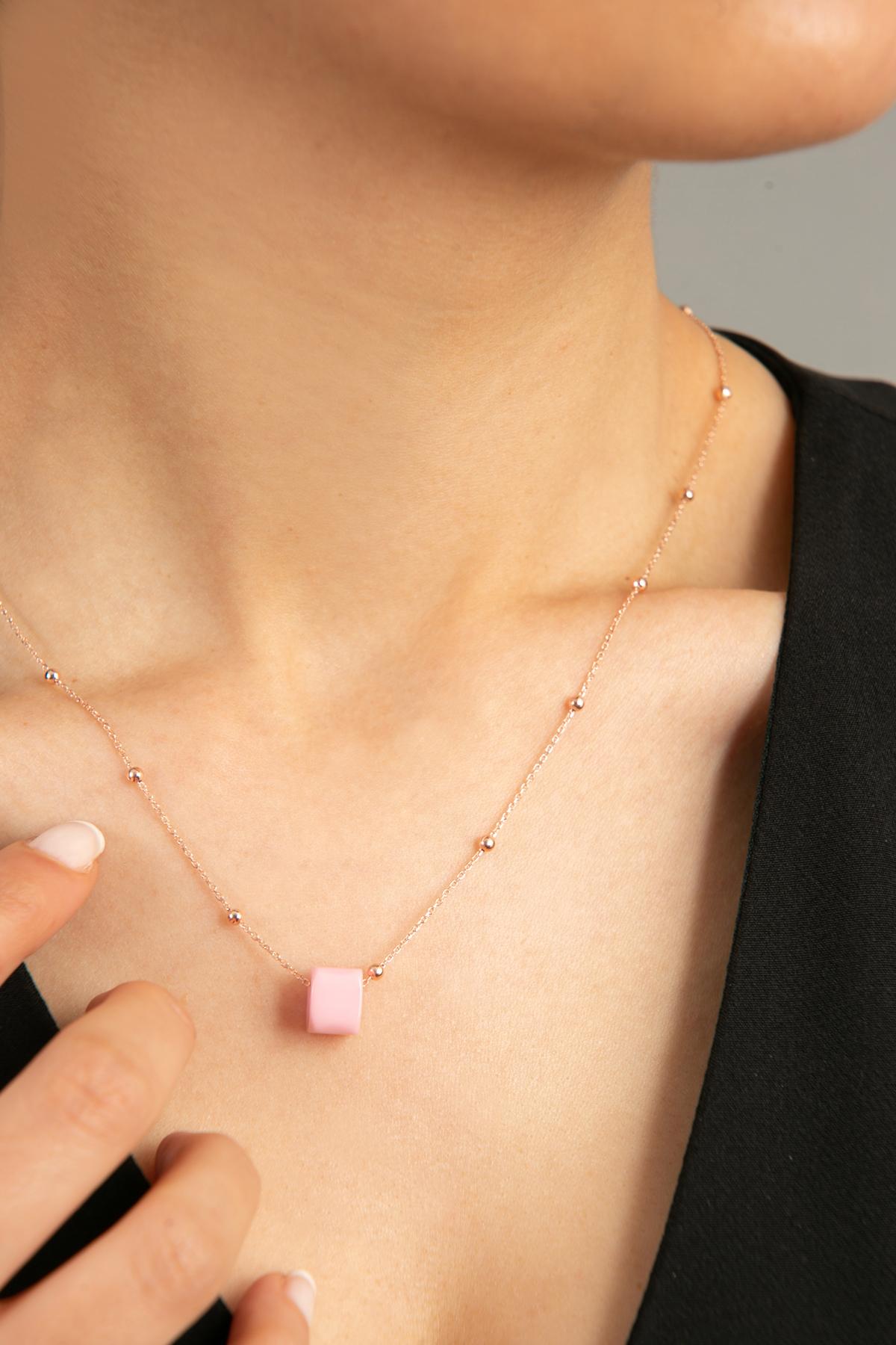 Elika Silver Kelebek Pembe Taşlı 925 Ayar Kararmayan Zincir Kadın Gümüş Kolye 43 cm