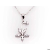 Serra Jewels Çiçekli Beyaz Zirkon Taşlı 925 Ayar Kararmayan Burma Zincir Kadın Gümüş Kolye 45 cm