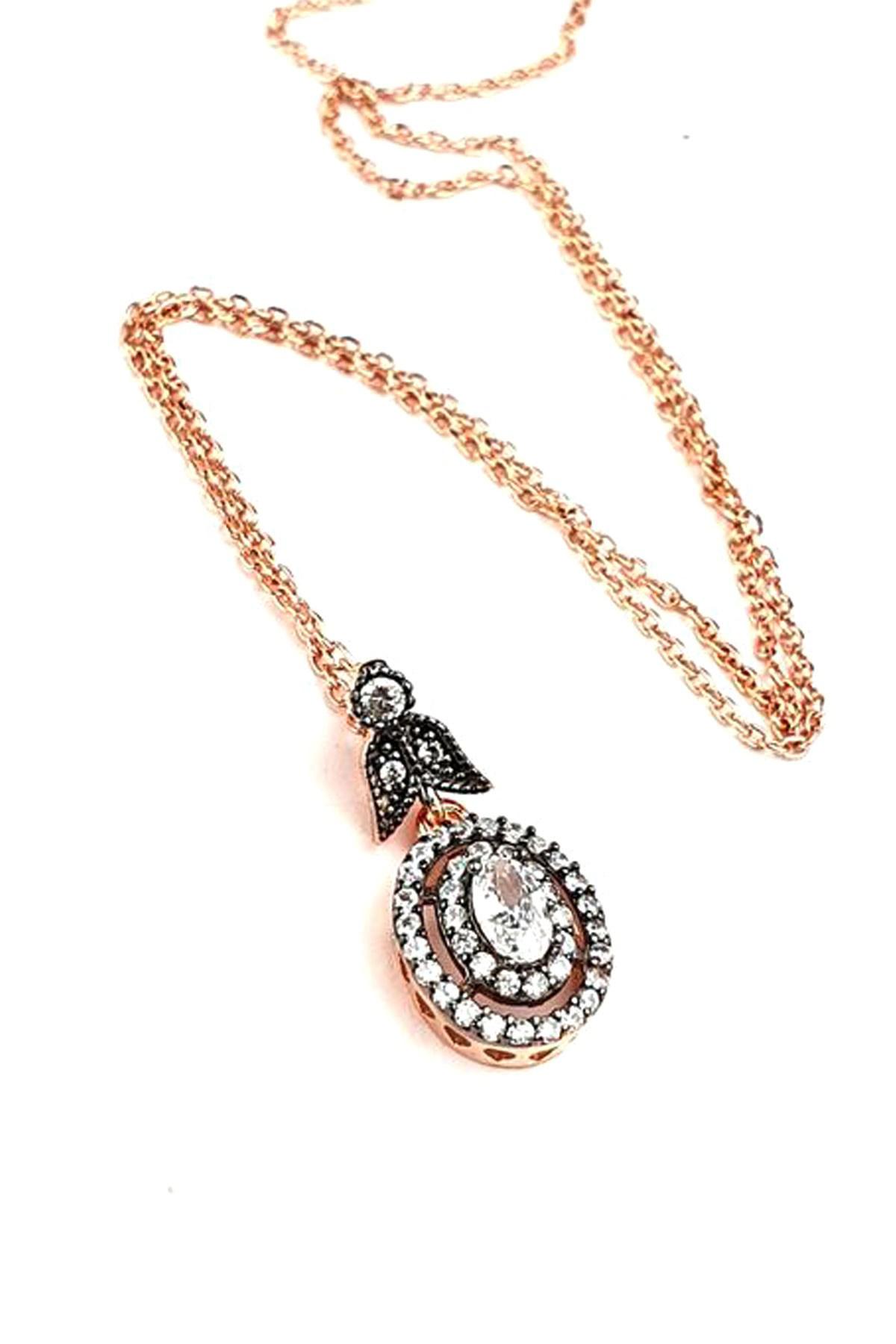 Oseshop Oval Beyaz Zirkon Taşlı 925 Ayar Kararmayan Figürlü Forse Zincir Kadın Gümüş Kolye 45 cm