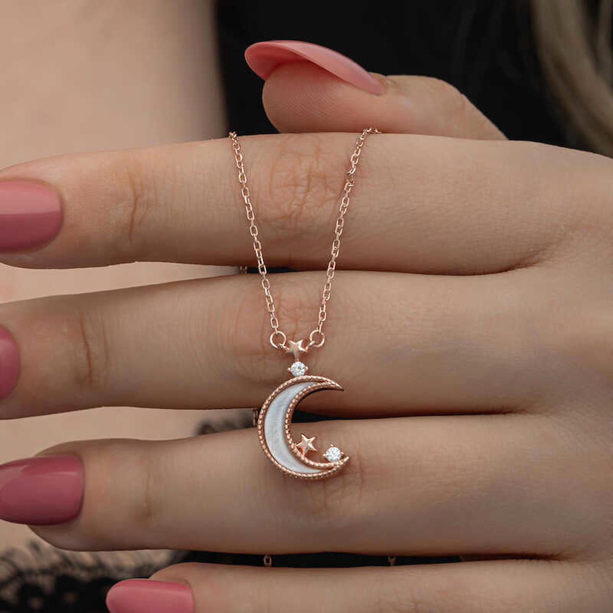 Stillove Ay Yıldızlı Beyaz Zirkon Taşlı 925 Ayar Altın Kaplama Kararmayan Forse Zincir Kadın Gümüş Kolye 45 cm