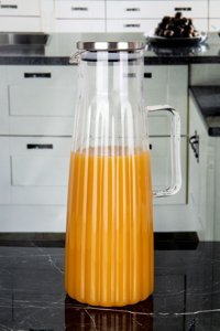 Lizzy Pinterest Metal Kapaklı Cam Sürahi 1.5 lt