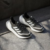 Adidas Ultraboost Light HQ6345 Ortopedik Bağcıklı Kadın Koşu Ayakkabısı Siyah