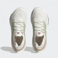 Adidas Ultraboost Light HQ6348 Ortopedik Bağcıklı Kadın Koşu Ayakkabısı Beyaz