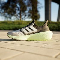 Adidas Ultraboost Light GTX IG5018 Ortopedik Su Geçirmez Bağcıklı Erkek Koşu Ayakkabısı Siyah