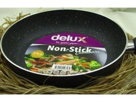 Delux Plastik Saplı Döküm 30 cm Düz Tava Siyah