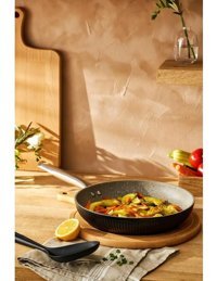 Emsan Sansa Metal Saplı Granit 26 cm Düz Tava Siyah
