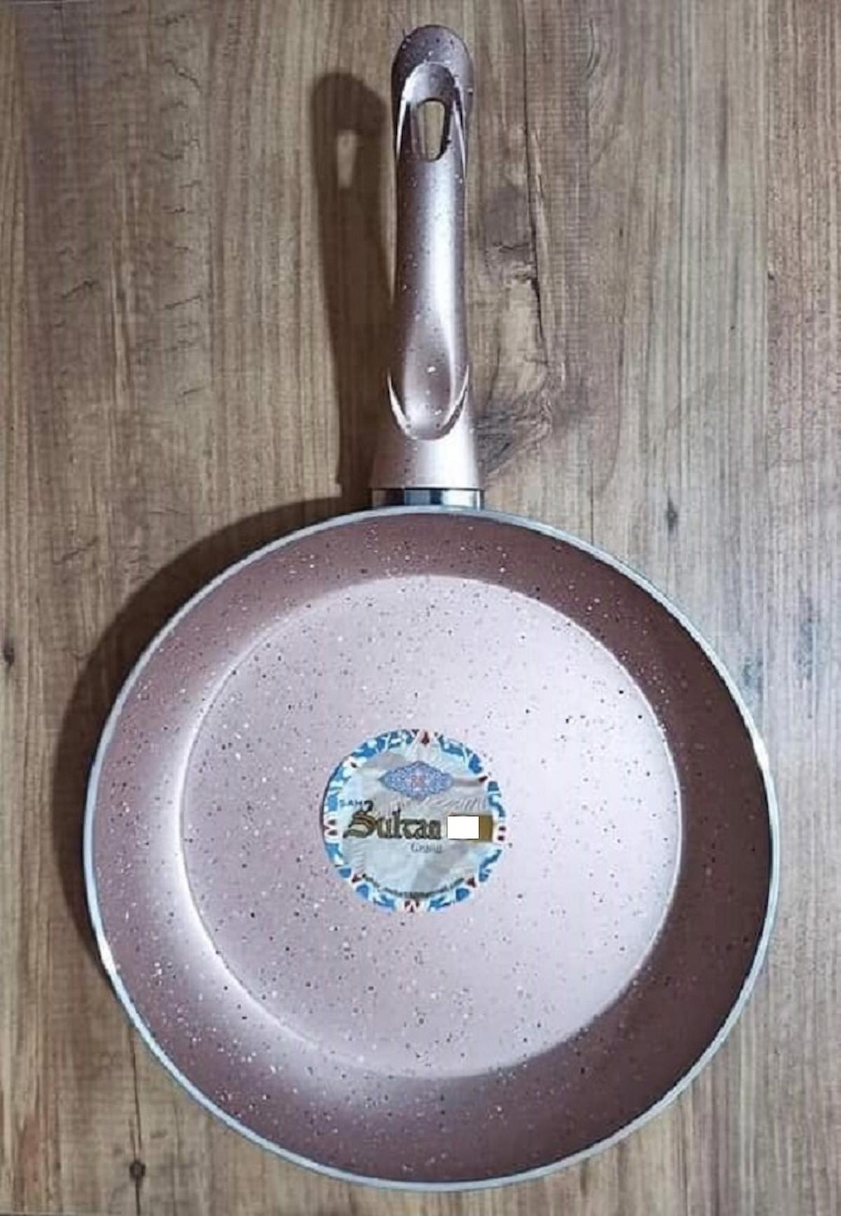 Sultan Ezme Plastik Saplı Granit 28 cm Düz Tava Pembe