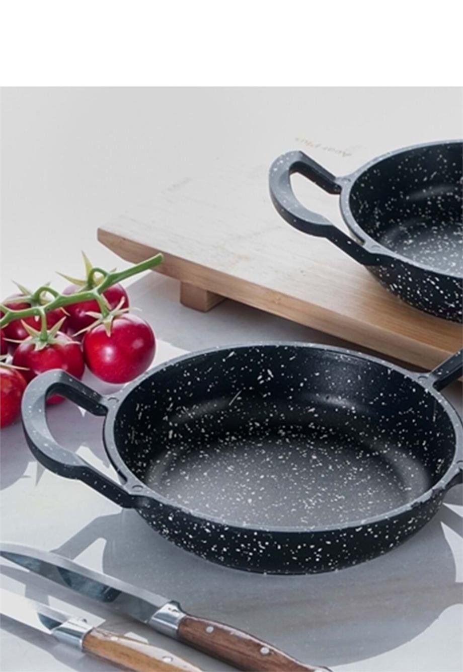 Acar XDD-22-0020/12 Döküm Saplı Alüminyum 16 cm Sahan Tava Siyah