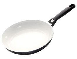 Fontignac Brest Serısı Plastik Saplı Seramik 28 cm Düz Tava Beyaz-Siyah