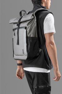 Tomtoc Navigator T61M1G1 15.6 inç Kumaş Su Geçirmez Sırt Laptop Çantası Gri