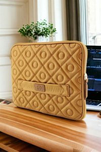 Qub Club Kapitone 13-13.3 inç Kapitone Deri Su Geçirmez Kılıf Laptop Çantası Taba
