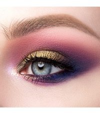 Revolution Forever Flawless Allure Toz Işıltılı - Mat Far Paleti