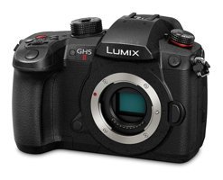 Panasonic Lumix Dc-Gh5 Iı Full HD Kompakt Dijital Fotoğraf Makinesi Siyah