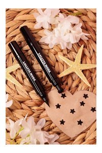 Lollyta Moda Yıldız Desenli Çift Taraflı Suya Dayanıklı Mat Pastel Siyah Kalıcı İnce-Kalın Uçlu Keçe Likit Eyeliner