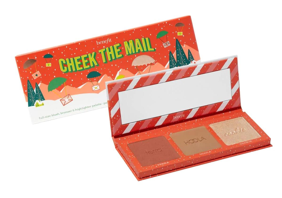Benefit Cosmetics Cheek the Mail Saten Toz Allık Paleti
