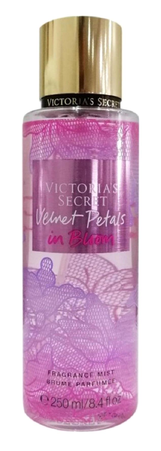 Victoria's Secret Velvet Petals In Bloom Meyvemsi Kadın Vücut Spreyi 250 ml