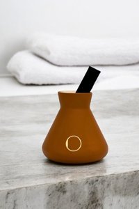 Ojijo London Kahverengi Seramik Pot Çubuklu Amber Çiçeği Oda Kokusu 200 ml