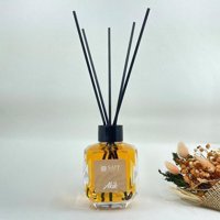 Saff Çubuklu Amber-Misk Oda Kokusu 120 ml