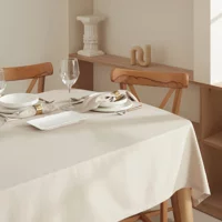 Karaca Home Caroline Polyester 140x200 cm Dertsiz Dikdörtgen Masa Örtüsü Bej
