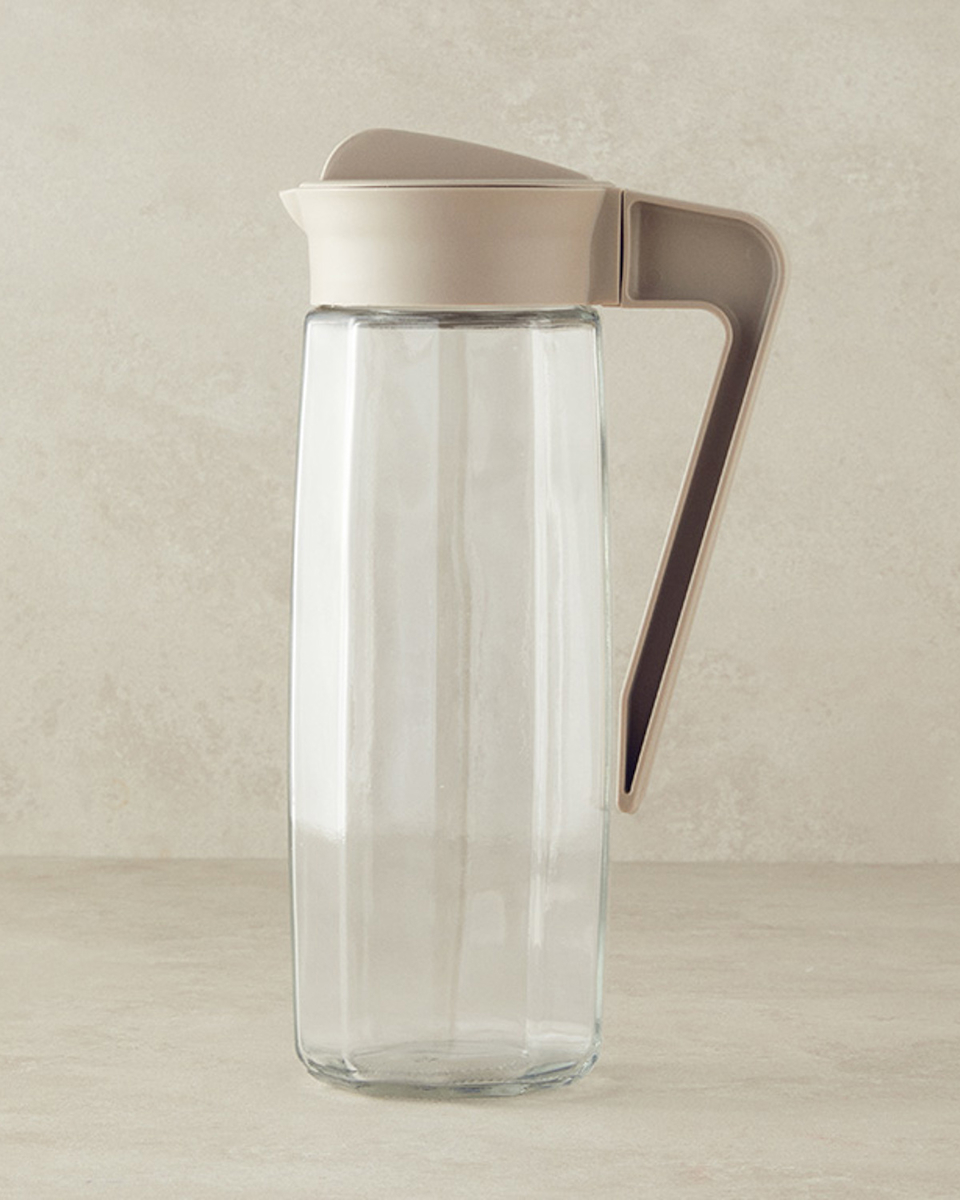 English Home Plastik Kapaklı Cam Sürahi 1.6 lt