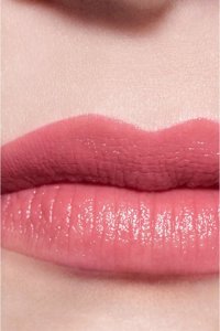 Deborah Super Gloss Pearly 06 Nemlendiricili Dolgunlaştırıcı Işıltılı Dudak Parlatıcısı Red