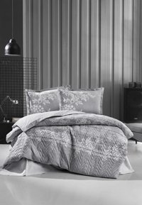 Clasy Pamuk Ranforce Dört Mevsim 220 x 230 cm Çiçekli Çift Kişilik Nevresim Takımı Gri