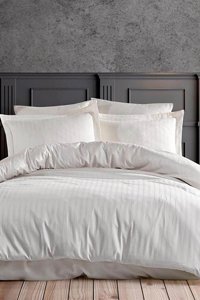 Mira Home Saten Dört Mevsim 190 x 220 cm Çizgili Çift Kişilik Nevresim Takımı Beyaz