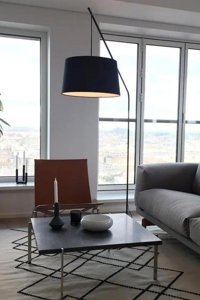 Vinner LMD-PNT01 Modern Tekli Metal Tek Ayaklı Şapka Lambader Siyah