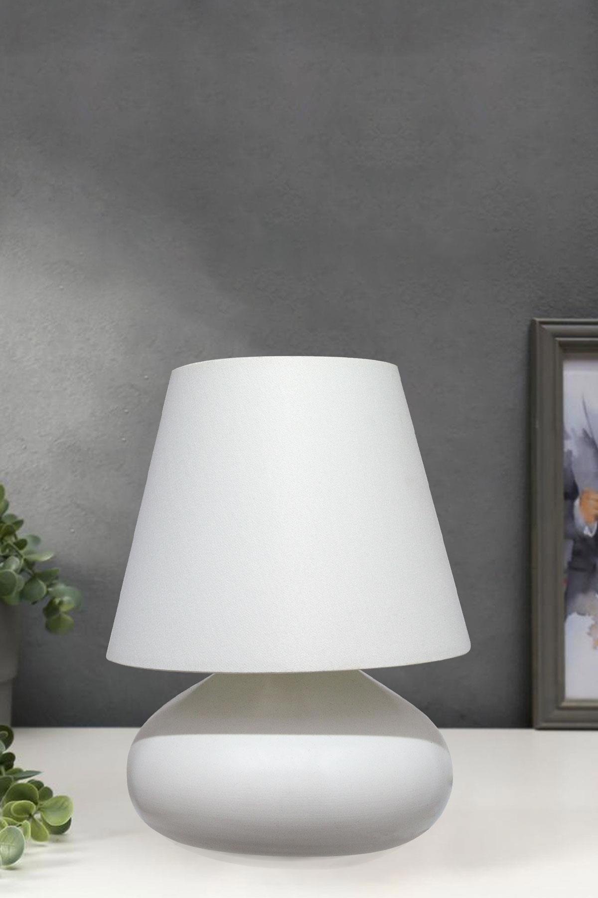D-Light Tekli Metal Tek Ayaklı Abajur Krem