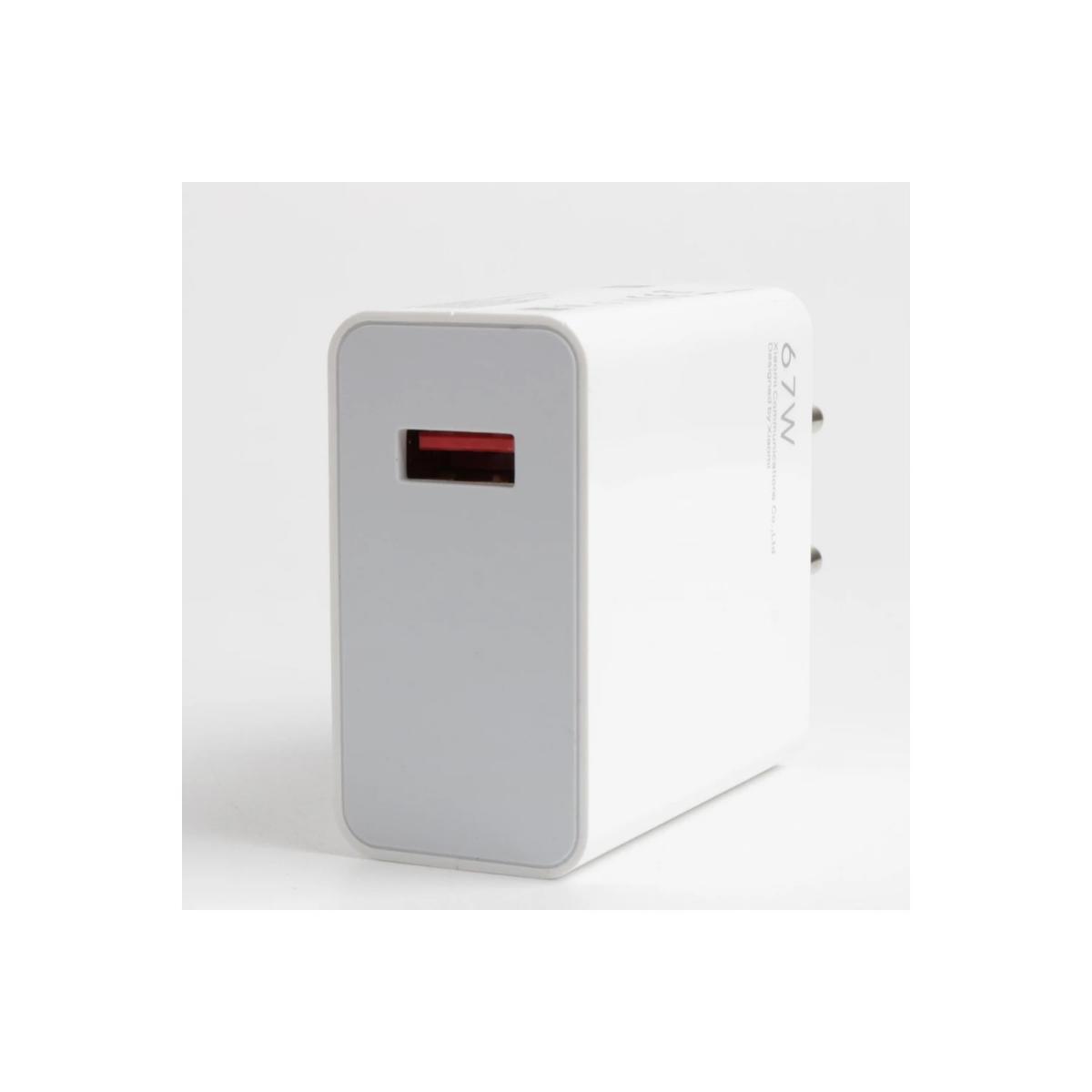 Kemsuca Xiaomi Type-C Kablolu 67 W Hızlı Şarj Aleti Beyaz
