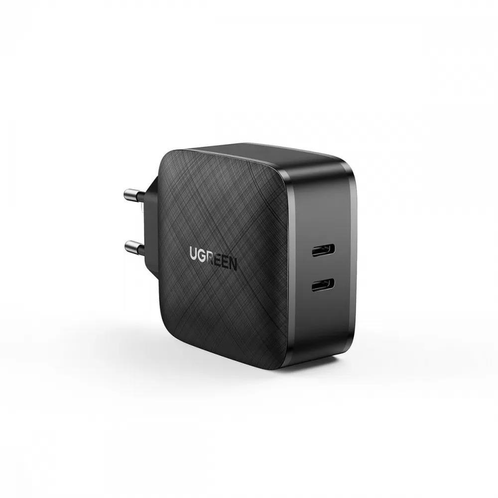 Ugreen Universal USB Kablolu 66 W Hızlı Şarj Aleti Siyah
