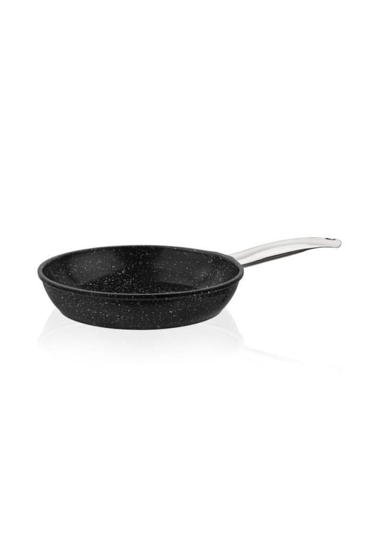 Taç Döküm İndüksiyon Uyumu 28 cm Tava