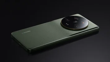 Xiaomi 14 Ultra 256 GB Hafıza 12 GB Ram 6.73 inç 50 MP Çift Hatlı AMOLED Ekran Android Akıllı Cep Telefonu Yeşil