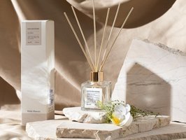 English Home Beyaz Çiçekler Çubuklu Oda Kokusu 100 ml