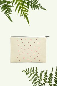 Aprendi Clutch Çok Renkli Kalp Desenli Kanvas Makyaj Çantası