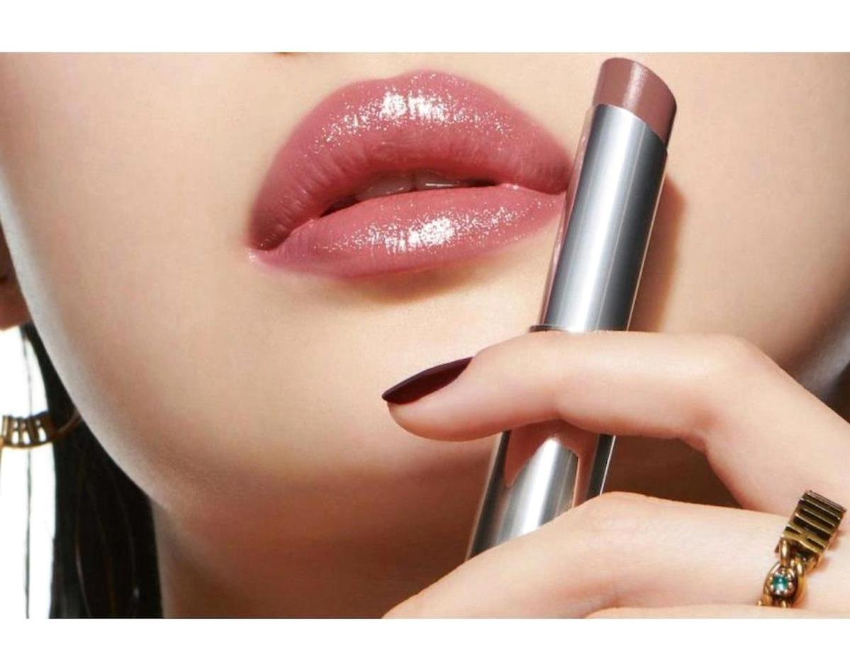 Dior 535 Parlak Krem Lipstick Ruj
