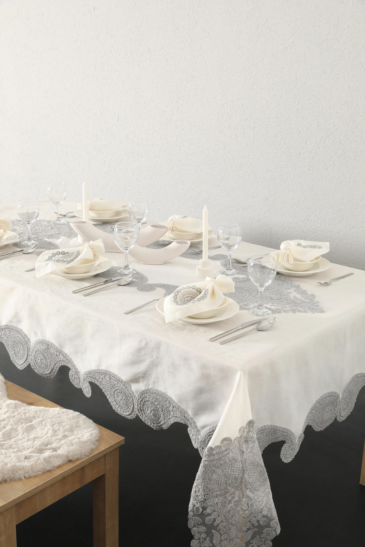 Favora Polyester 155 x 230 cm Dikdörtgen Masa Örtüsü Beyaz-Gri