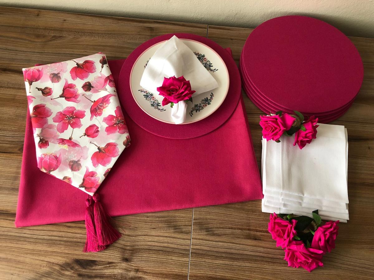 Trendyuvam Ev Tekstili Polyester 220 x 160 cm Dikdörtgen Masa Örtüsü Fuşya