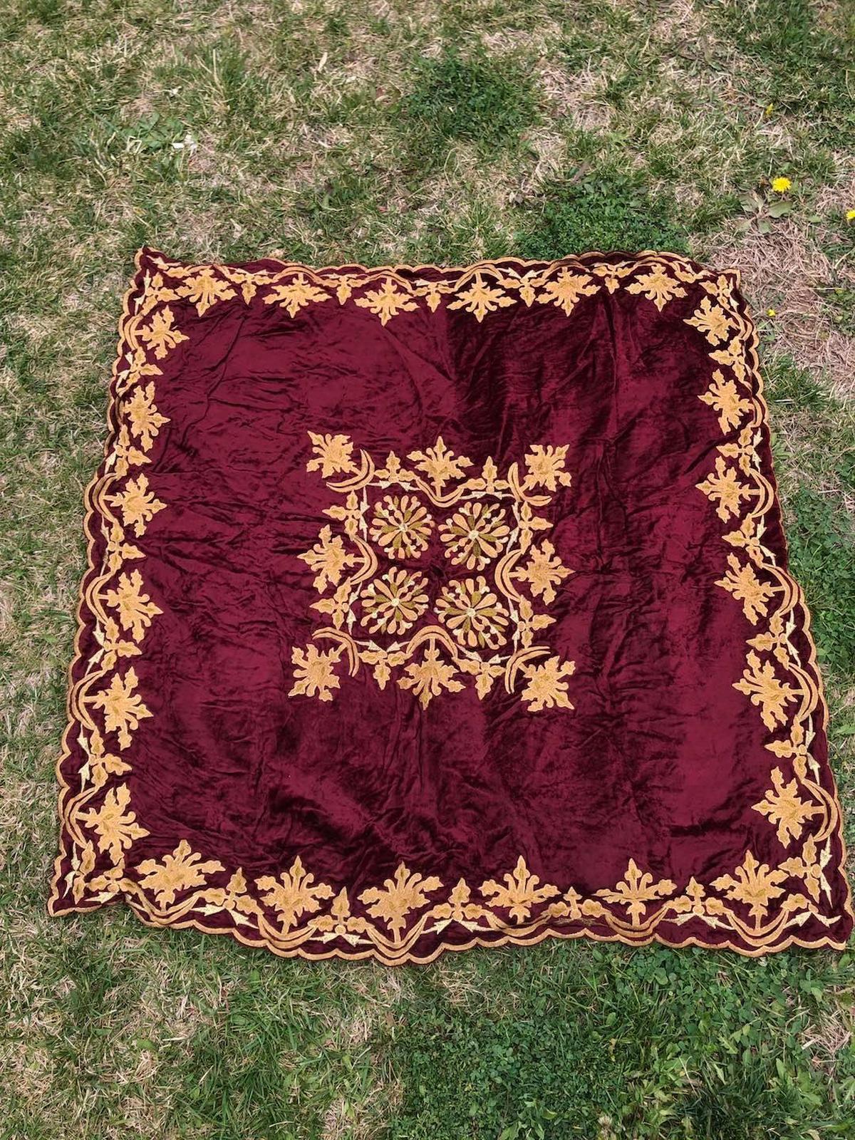 Hasyılmaz Kadife 104 x 100 cm Dikdörtgen Masa Örtüsü