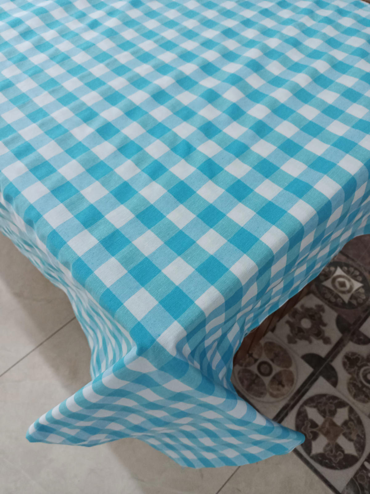 Ateşler Manifatura Pamuk-Polyester 140 x 200 cm Dertsiz Dikdörtgen Masa Örtüsü Turkuaz