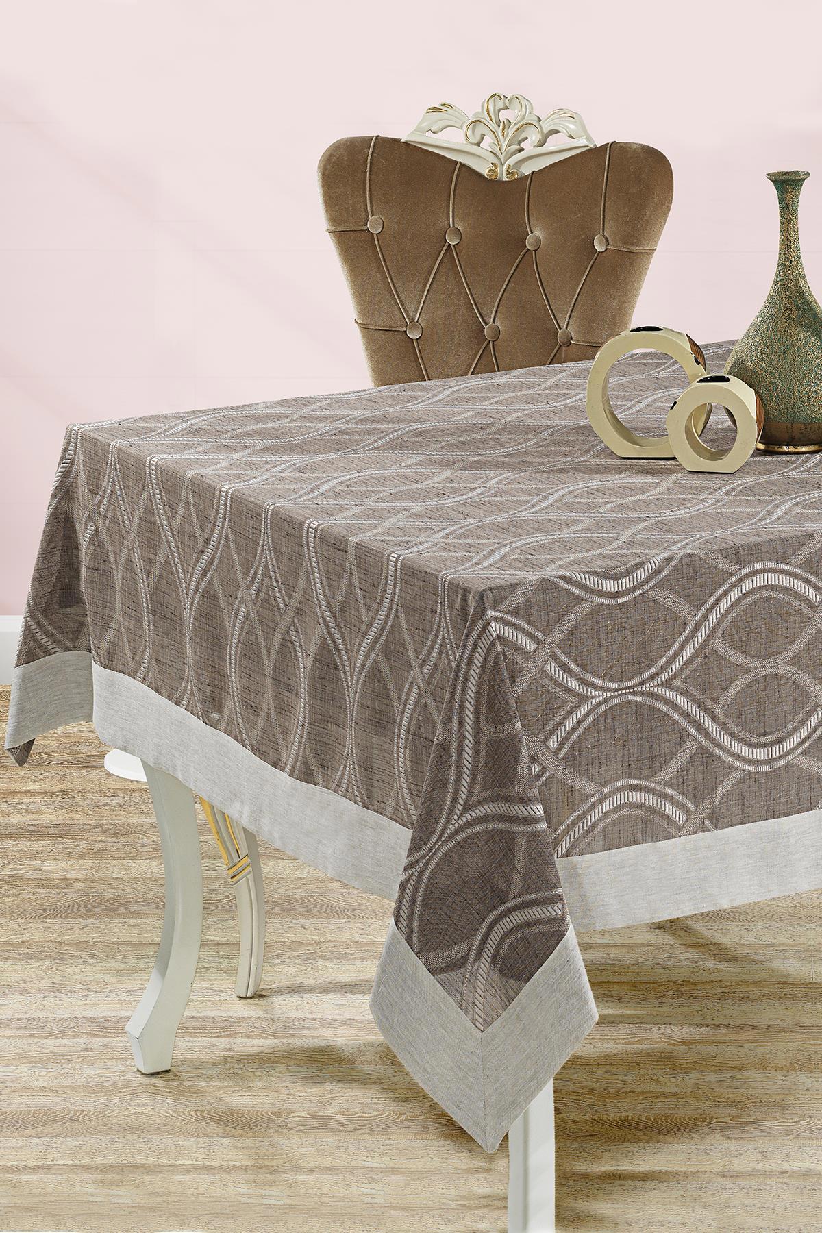 Evlen Home Polyester 160 x 220 cm Dertsiz Dikdörtgen Masa Örtüsü Kahverengi