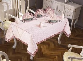 Ceyizza Polyester 160 x 220 cm Dertsiz Dikdörtgen Masa Örtüsü Pudra