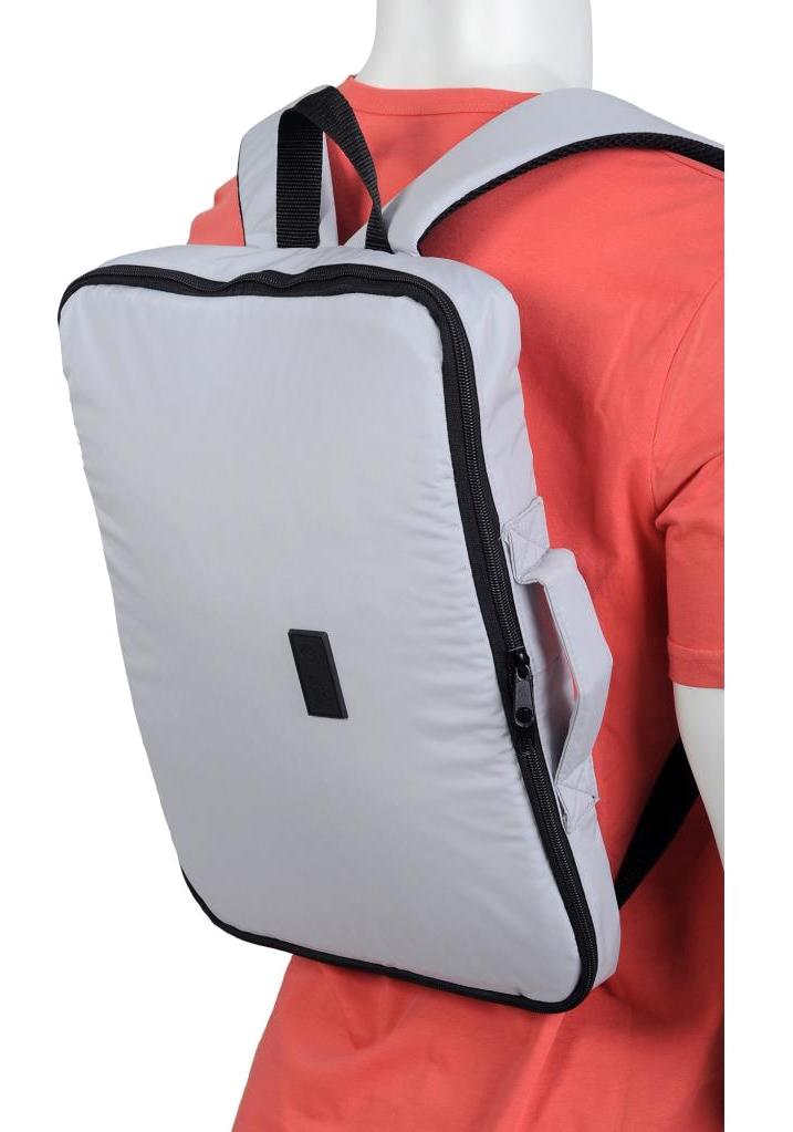 Moon Sports 16.9 inç Su Geçirmez Laptop Sırt Çantası Gri