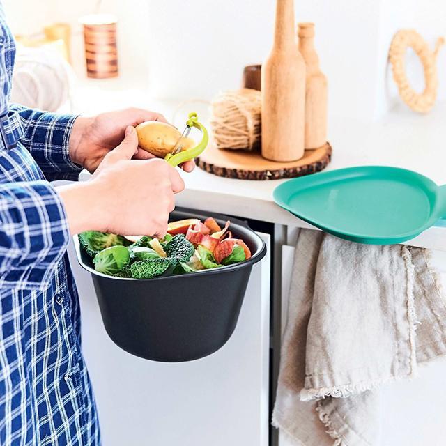 Tupperware 1 Parça Üçgen Plastik Saklama Kabı 2.5 lt